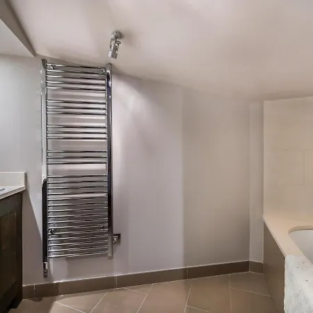 Chic Avec Cheminee Et Parking A Apartment Courchevel